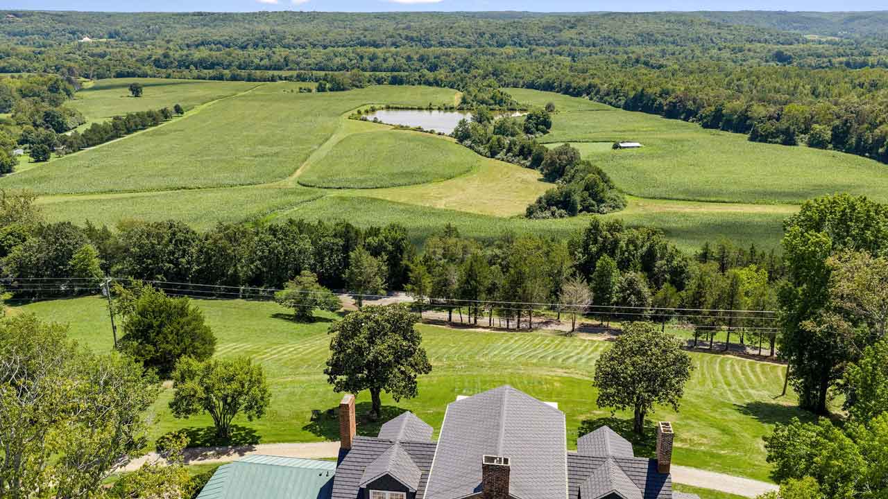 Bon Aire historic Federal residence in southern Nelson County Virginia